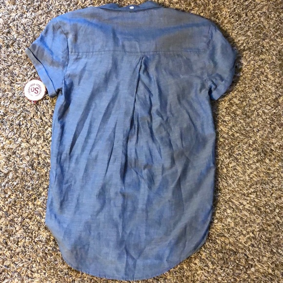 Embroidered button down top - Picture 4 of 4